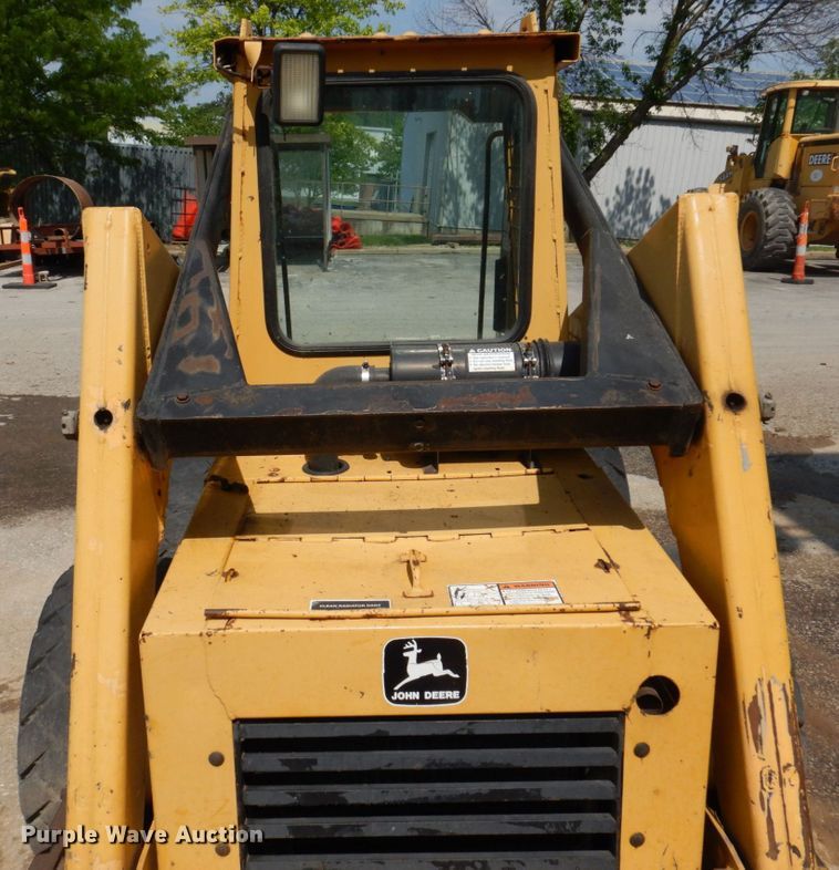 image for item DM7370 John Deere 675B  skid steer loader