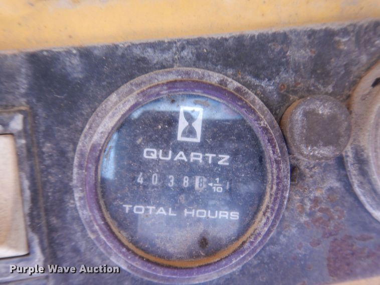 image for item DM7370 John Deere 675B  skid steer loader