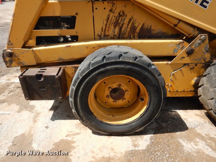 image for item DM7370 John Deere 675B  skid steer loader