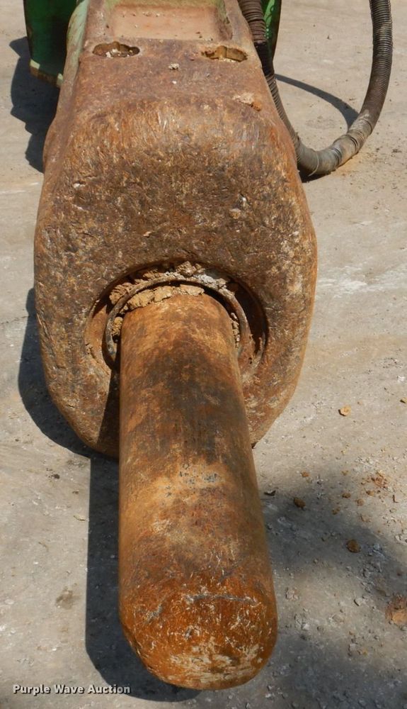 image for item DM7371 2005 Tramac V45SHD  breaker