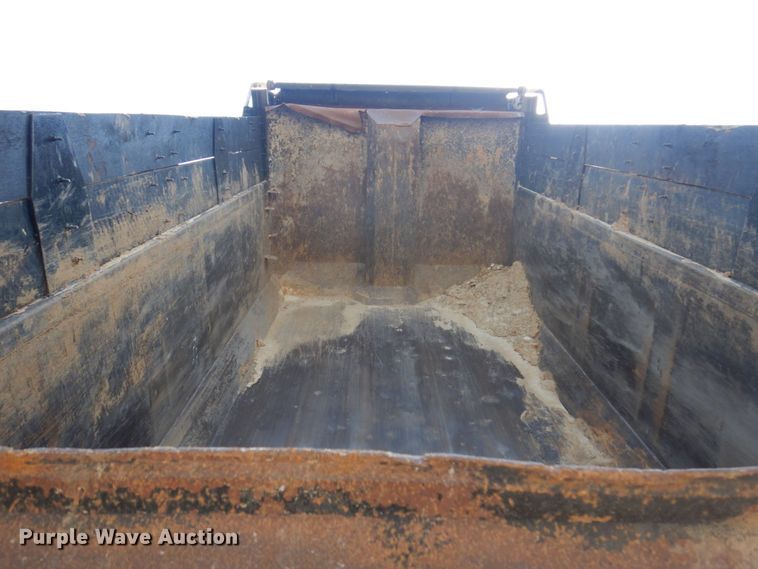 image for item DM7375 2000 Mack RD688S  dump truck