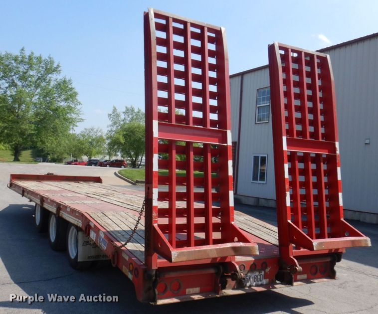 image for item DM7376 2014 Eager Beaver 25XPT  equipment trailer