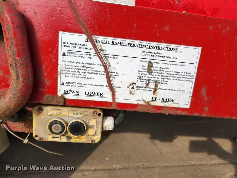 image for item DM7376 2014 Eager Beaver 25XPT  equipment trailer