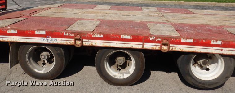 image for item DM7376 2014 Eager Beaver 25XPT  equipment trailer