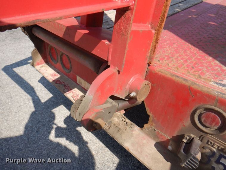 image for item DM7376 2014 Eager Beaver 25XPT  equipment trailer