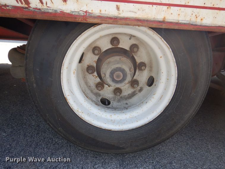 image for item DM7376 2014 Eager Beaver 25XPT  equipment trailer