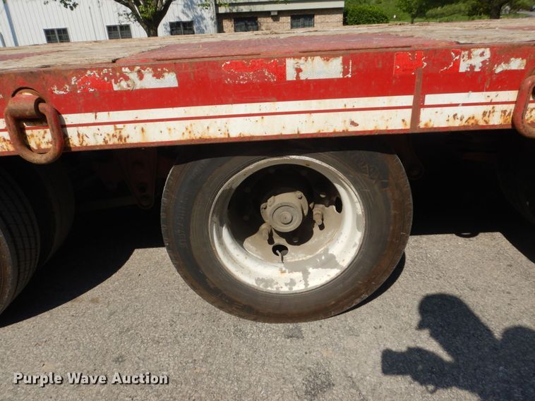 image for item DM7376 2014 Eager Beaver 25XPT  equipment trailer