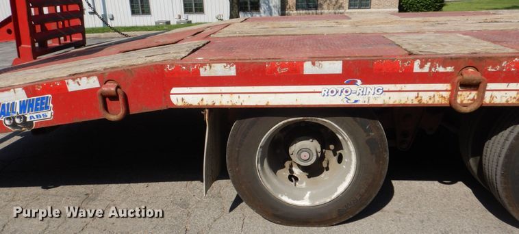 image for item DM7376 2014 Eager Beaver 25XPT  equipment trailer