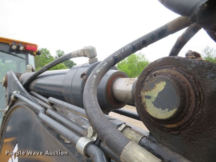 image for item DM7377 2007 John Deere 410J  backhoe