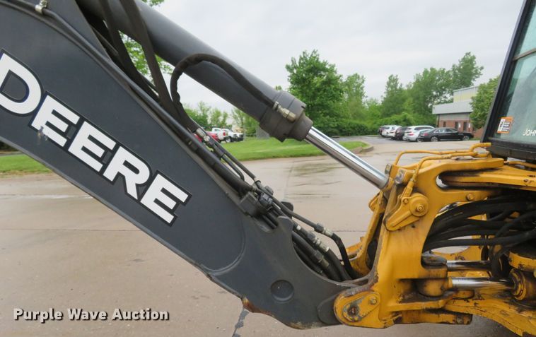 image for item DM7377 2007 John Deere 410J  backhoe