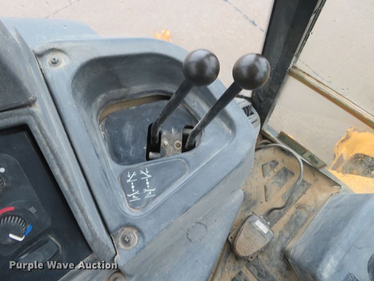 image for item DM7377 2007 John Deere 410J  backhoe