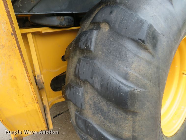 image for item DM7377 2007 John Deere 410J  backhoe