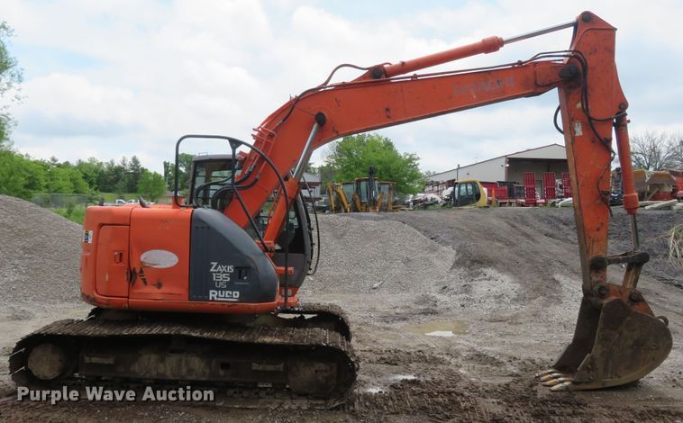 image for item DM7379 2004 Hitachi ZX135US  excavator