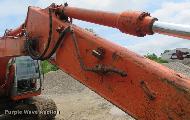 image for item DM7379 2004 Hitachi ZX135US  excavator