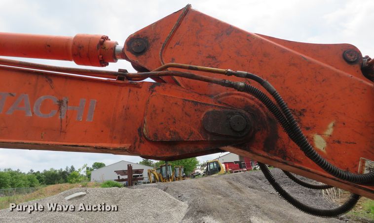 image for item DM7379 2004 Hitachi ZX135US  excavator