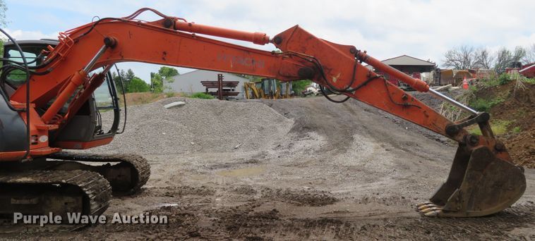 image for item DM7379 2004 Hitachi ZX135US  excavator