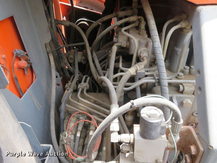 image for item DM7379 2004 Hitachi ZX135US  excavator