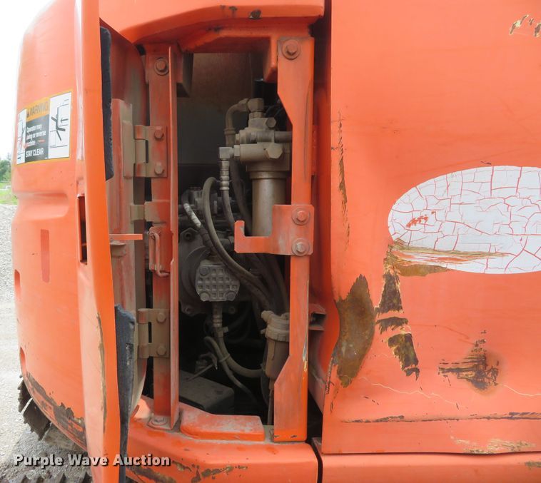 image for item DM7379 2004 Hitachi ZX135US  excavator