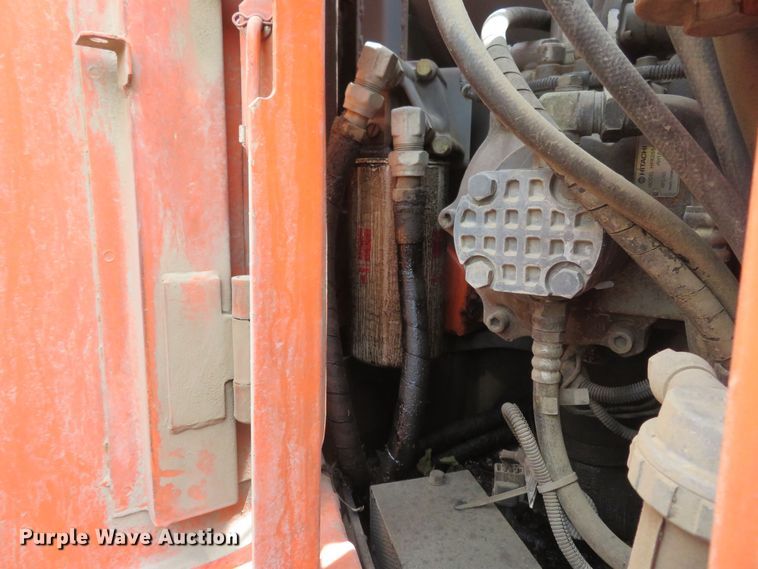 image for item DM7379 2004 Hitachi ZX135US  excavator