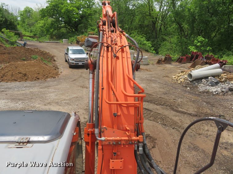 image for item DM7379 2004 Hitachi ZX135US  excavator
