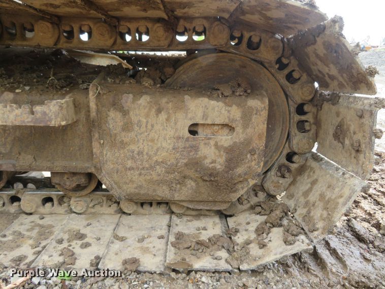 image for item DM7379 2004 Hitachi ZX135US  excavator