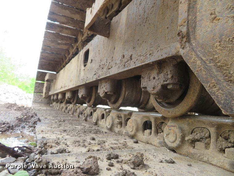 image for item DM7379 2004 Hitachi ZX135US  excavator