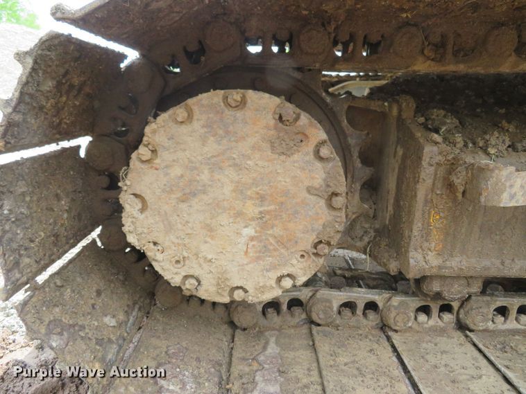 image for item DM7379 2004 Hitachi ZX135US  excavator