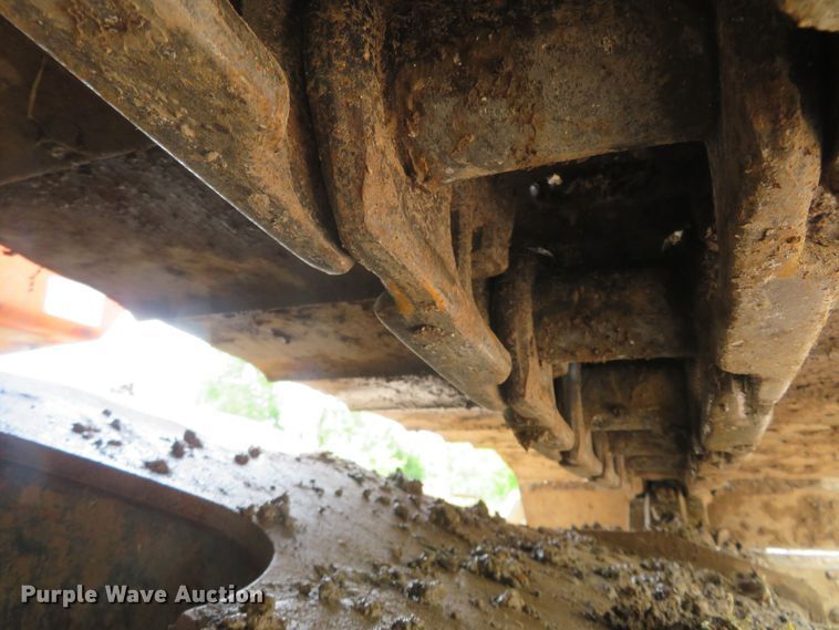 image for item DM7379 2004 Hitachi ZX135US  excavator