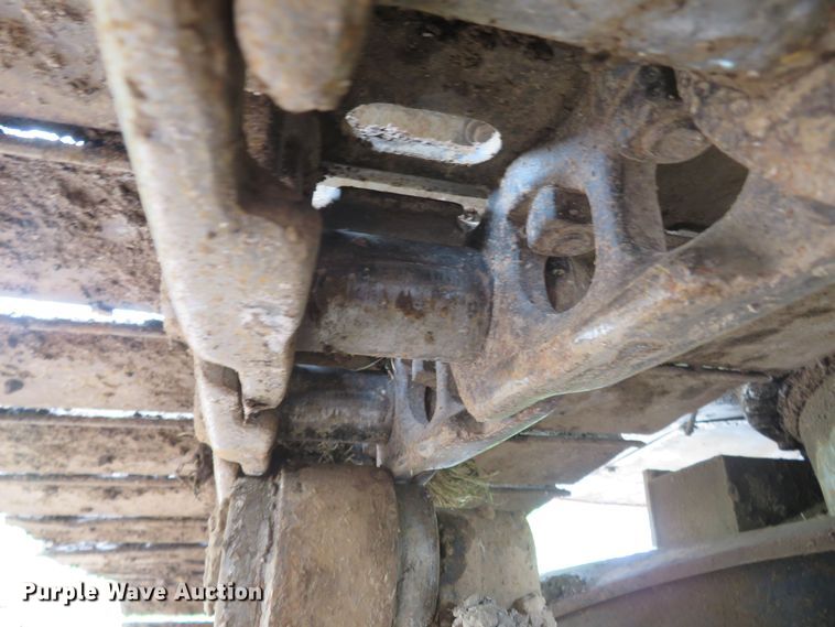 image for item DM7379 2004 Hitachi ZX135US  excavator