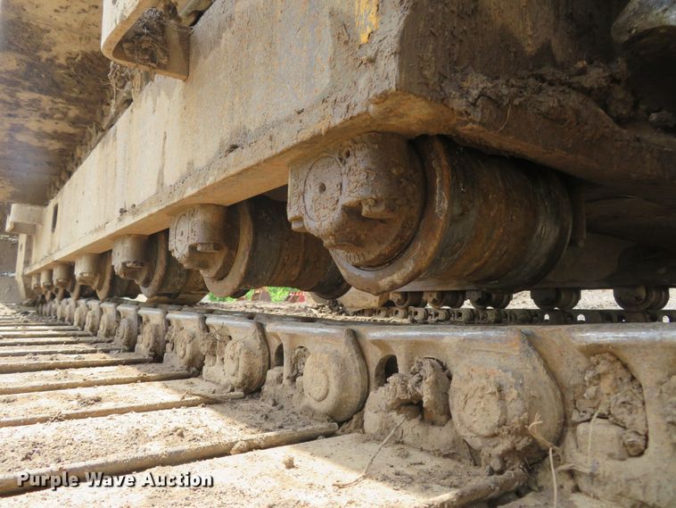 image for item DM7379 2004 Hitachi ZX135US  excavator