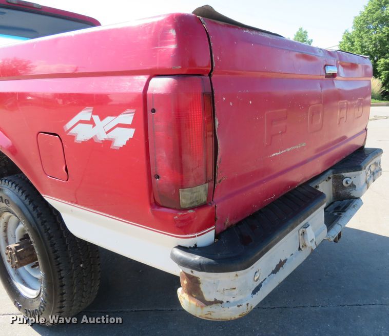 image for item DM7381 1996 Ford F250  SuperCab pickup truck