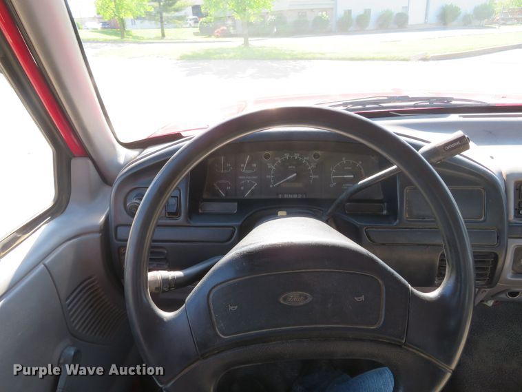 image for item DM7381 1996 Ford F250  SuperCab pickup truck