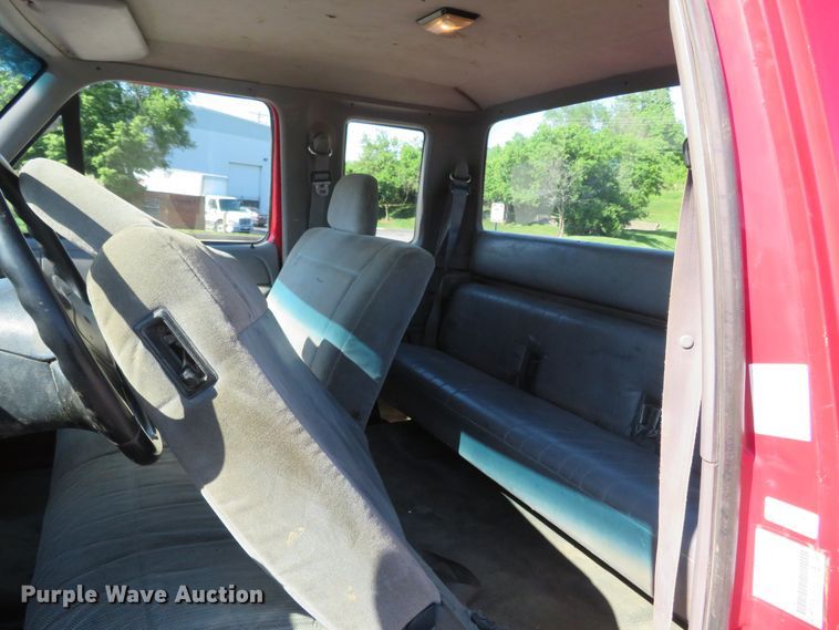 image for item DM7381 1996 Ford F250  SuperCab pickup truck