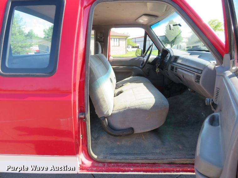 image for item DM7381 1996 Ford F250  SuperCab pickup truck