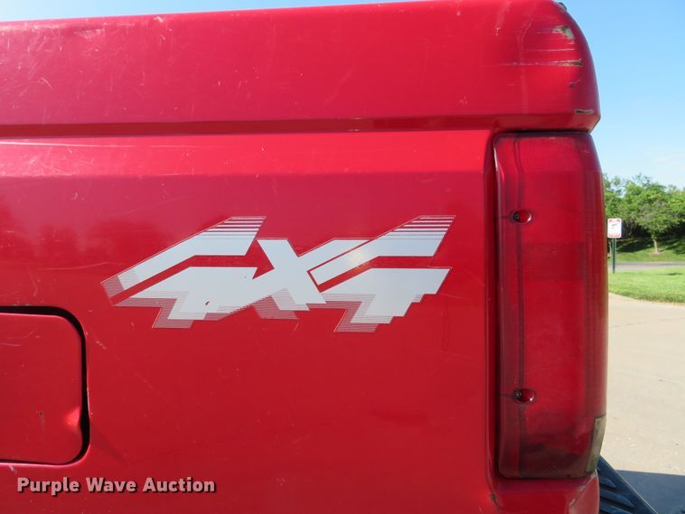 image for item DM7381 1996 Ford F250  SuperCab pickup truck