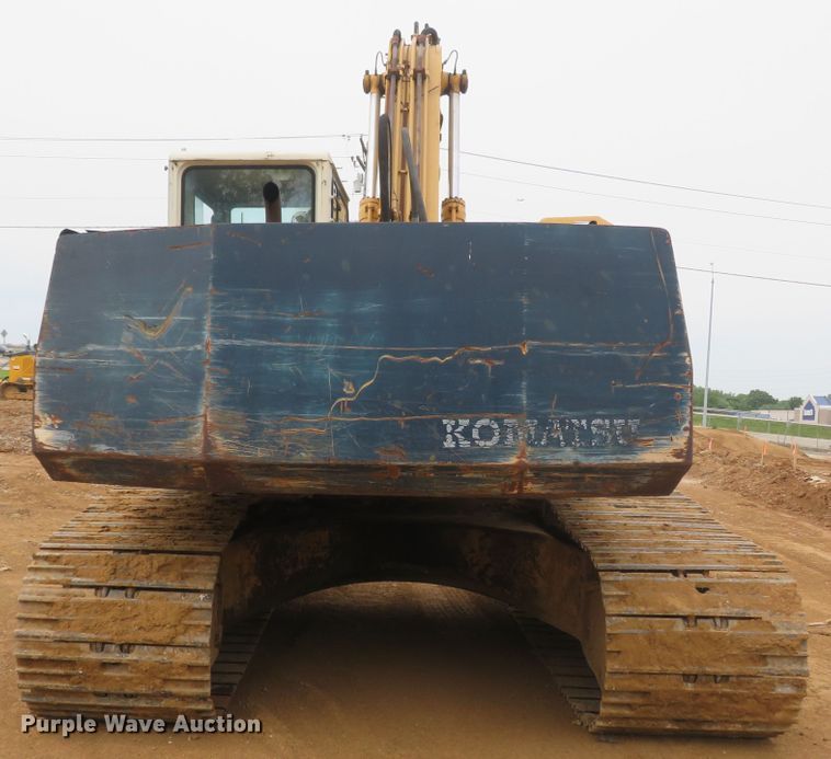 image for item DM7382 1993 Komatsu PC200LC-5L  excavator