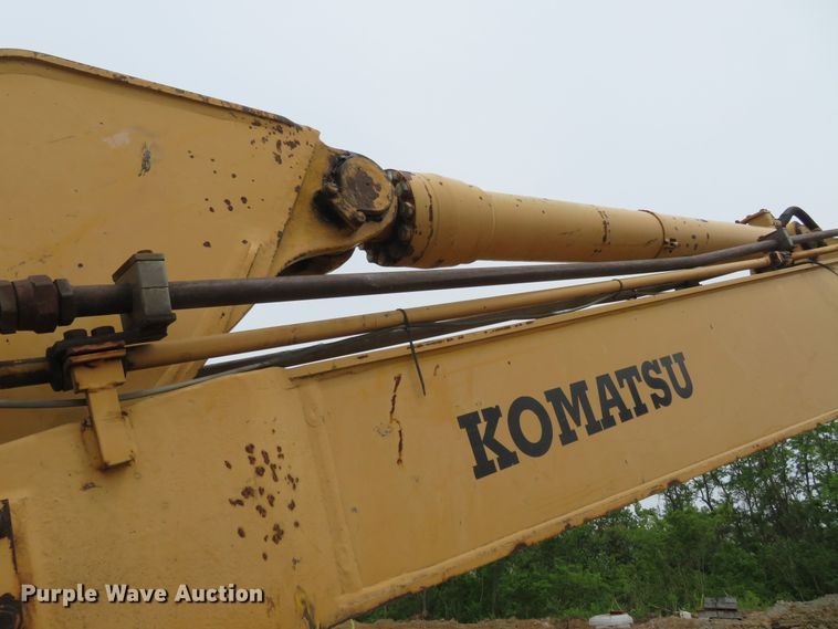 image for item DM7382 1993 Komatsu PC200LC-5L  excavator
