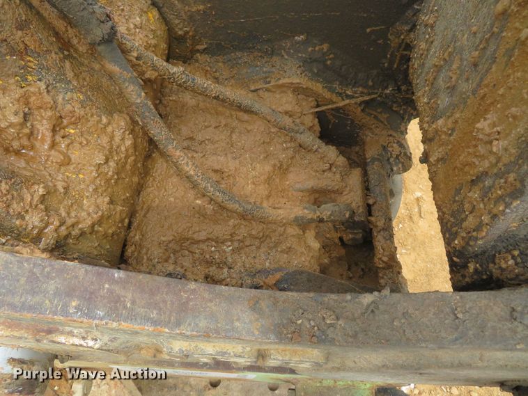 image for item DM7382 1993 Komatsu PC200LC-5L  excavator