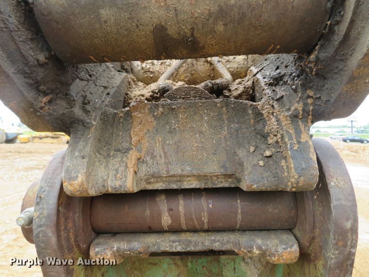 image for item DM7382 1993 Komatsu PC200LC-5L  excavator