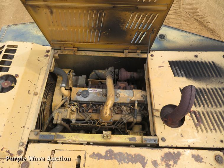 image for item DM7382 1993 Komatsu PC200LC-5L  excavator