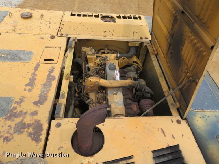 image for item DM7382 1993 Komatsu PC200LC-5L  excavator