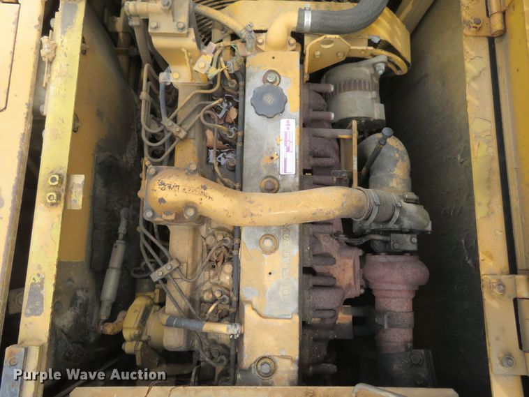 image for item DM7382 1993 Komatsu PC200LC-5L  excavator