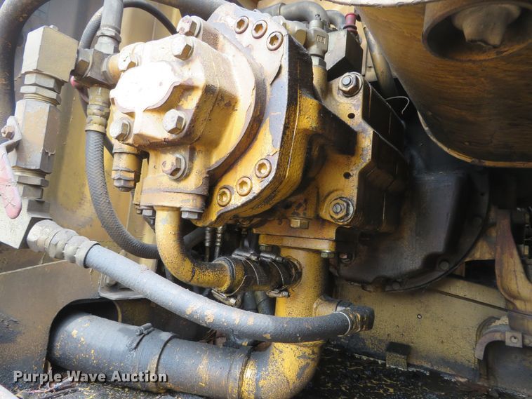 image for item DM7382 1993 Komatsu PC200LC-5L  excavator