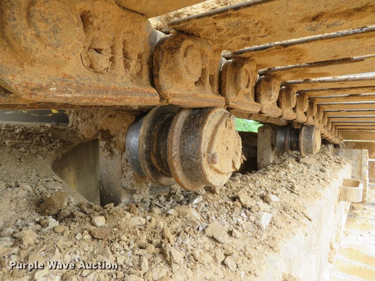 image for item DM7382 1993 Komatsu PC200LC-5L  excavator