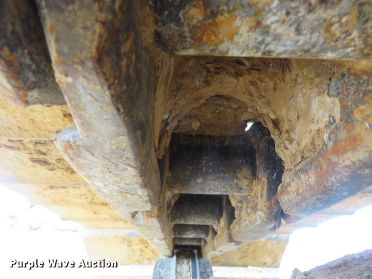 image for item DM7382 1993 Komatsu PC200LC-5L  excavator