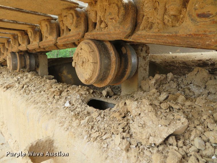 image for item DM7382 1993 Komatsu PC200LC-5L  excavator