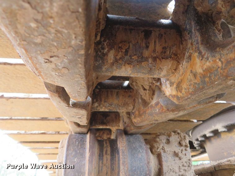 image for item DM7382 1993 Komatsu PC200LC-5L  excavator