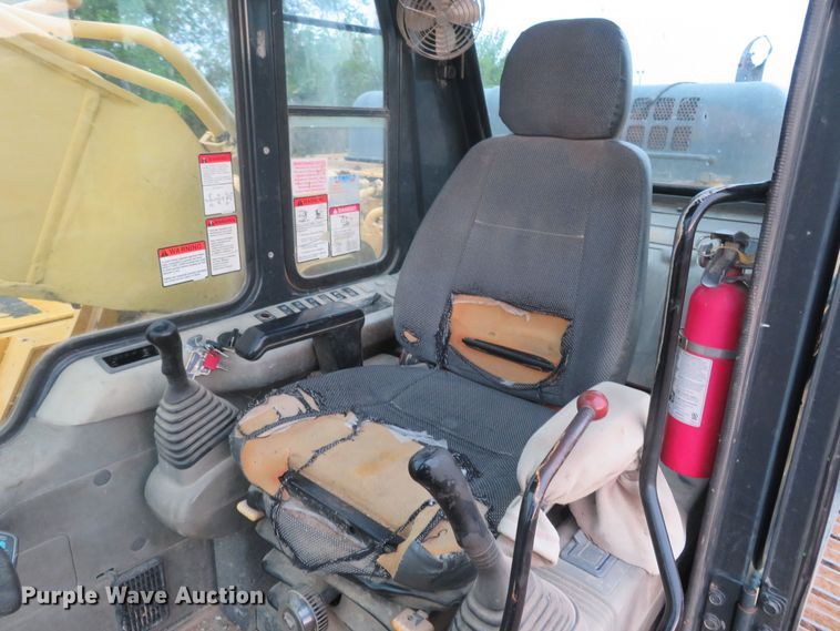 image for item DM7383 1999 Komatsu PC300LC-6LE  excavator