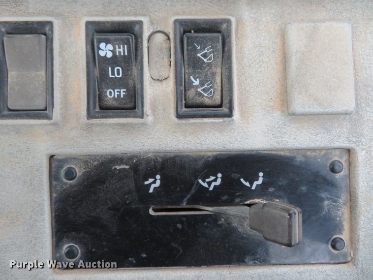 image for item DM7383 1999 Komatsu PC300LC-6LE  excavator