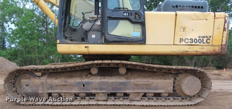 image for item DM7383 1999 Komatsu PC300LC-6LE  excavator